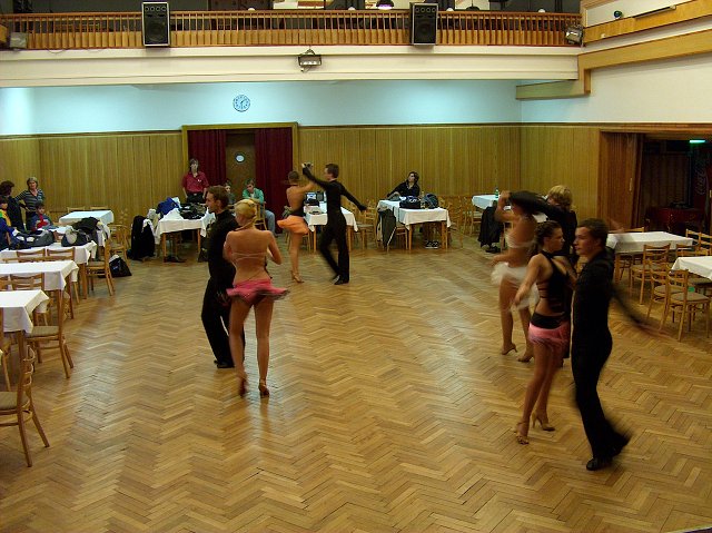 img00004.jpg