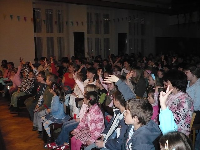 img00003.jpg