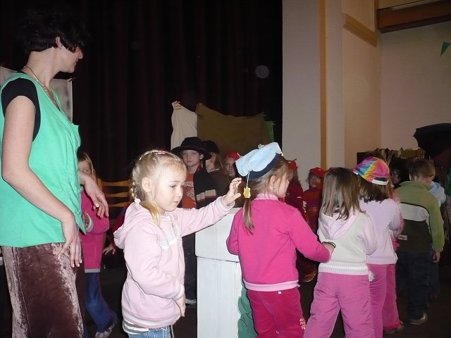 img00004.jpg