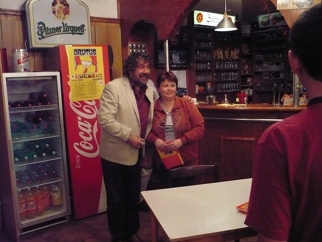 img00004.jpg