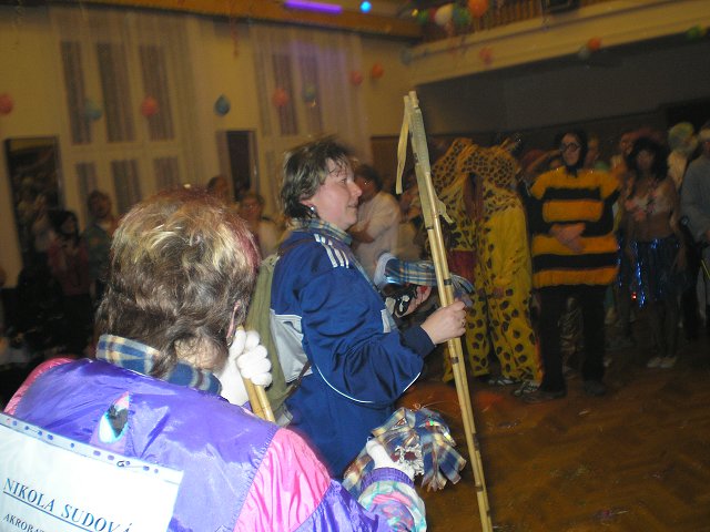 img00104.jpg