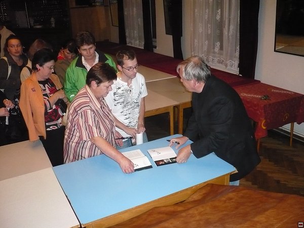 img00011.jpg
