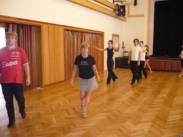 img00003.jpg