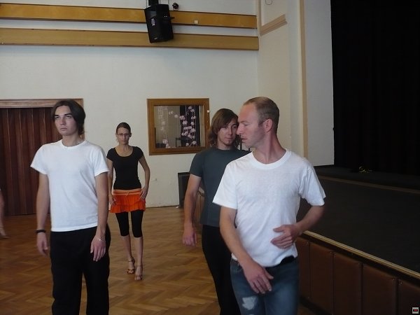 img00022.jpg