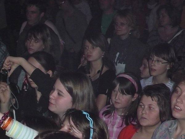 img00027.jpg