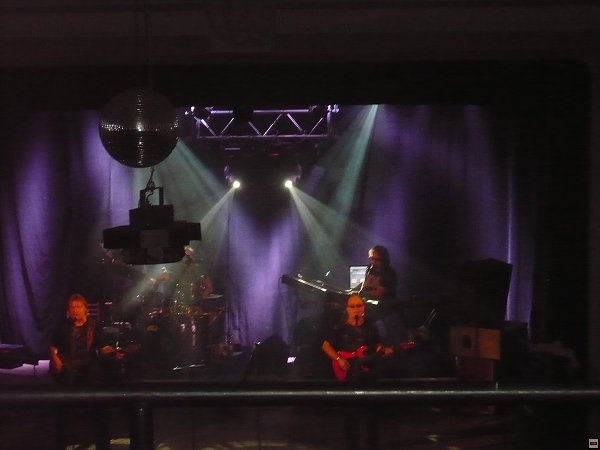 img00011.jpg