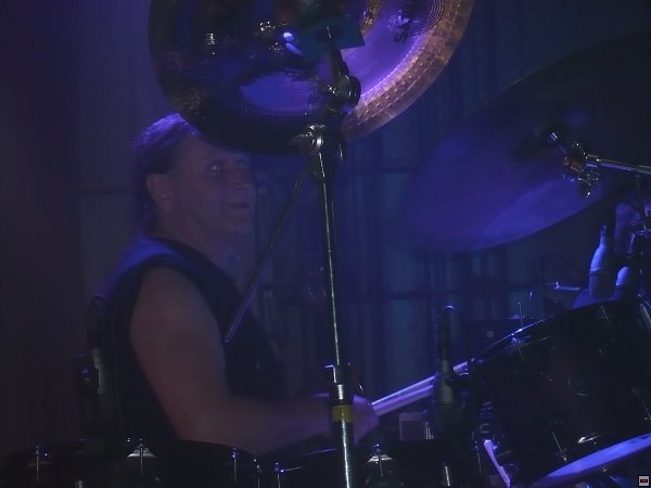 img00015.jpg