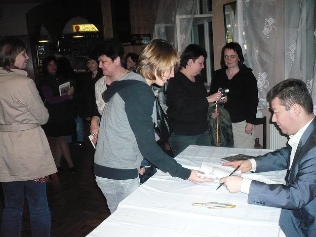 img00018.jpg