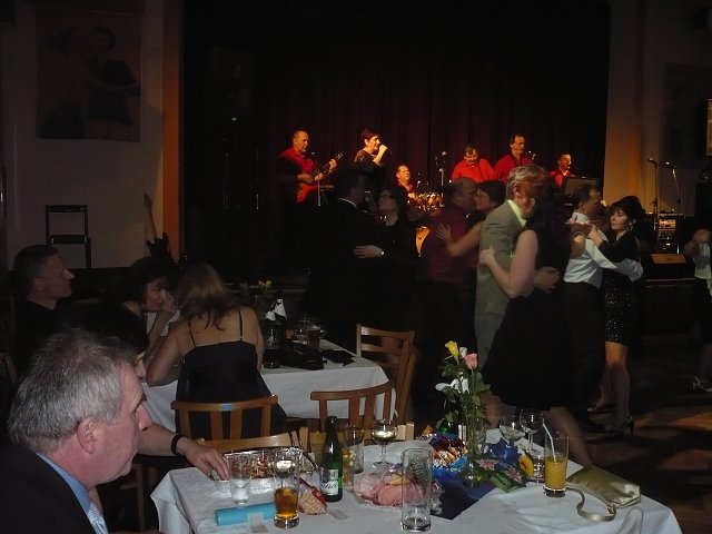 img00137.jpg